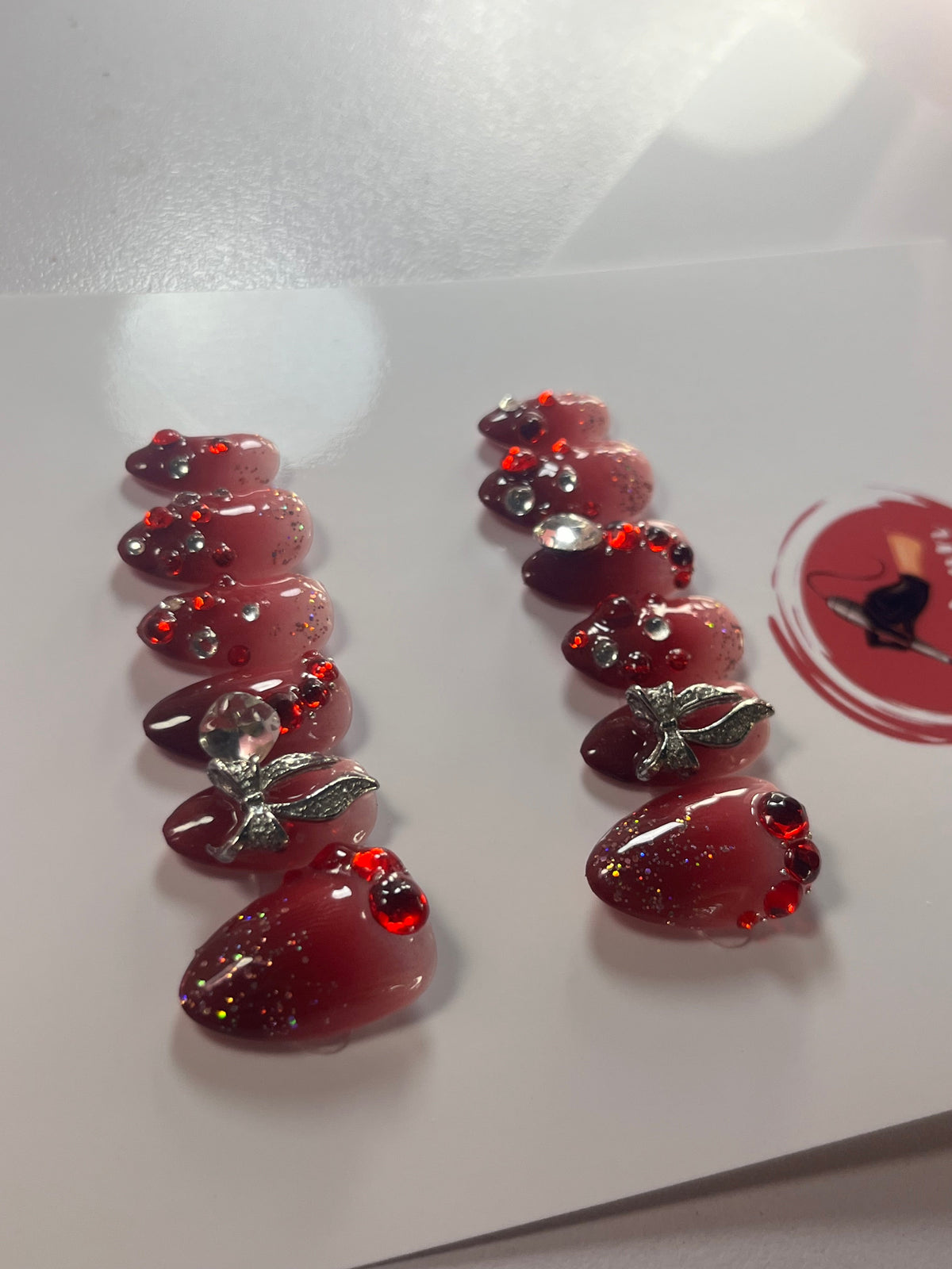 RED & SILVER STONE DRAPE SET