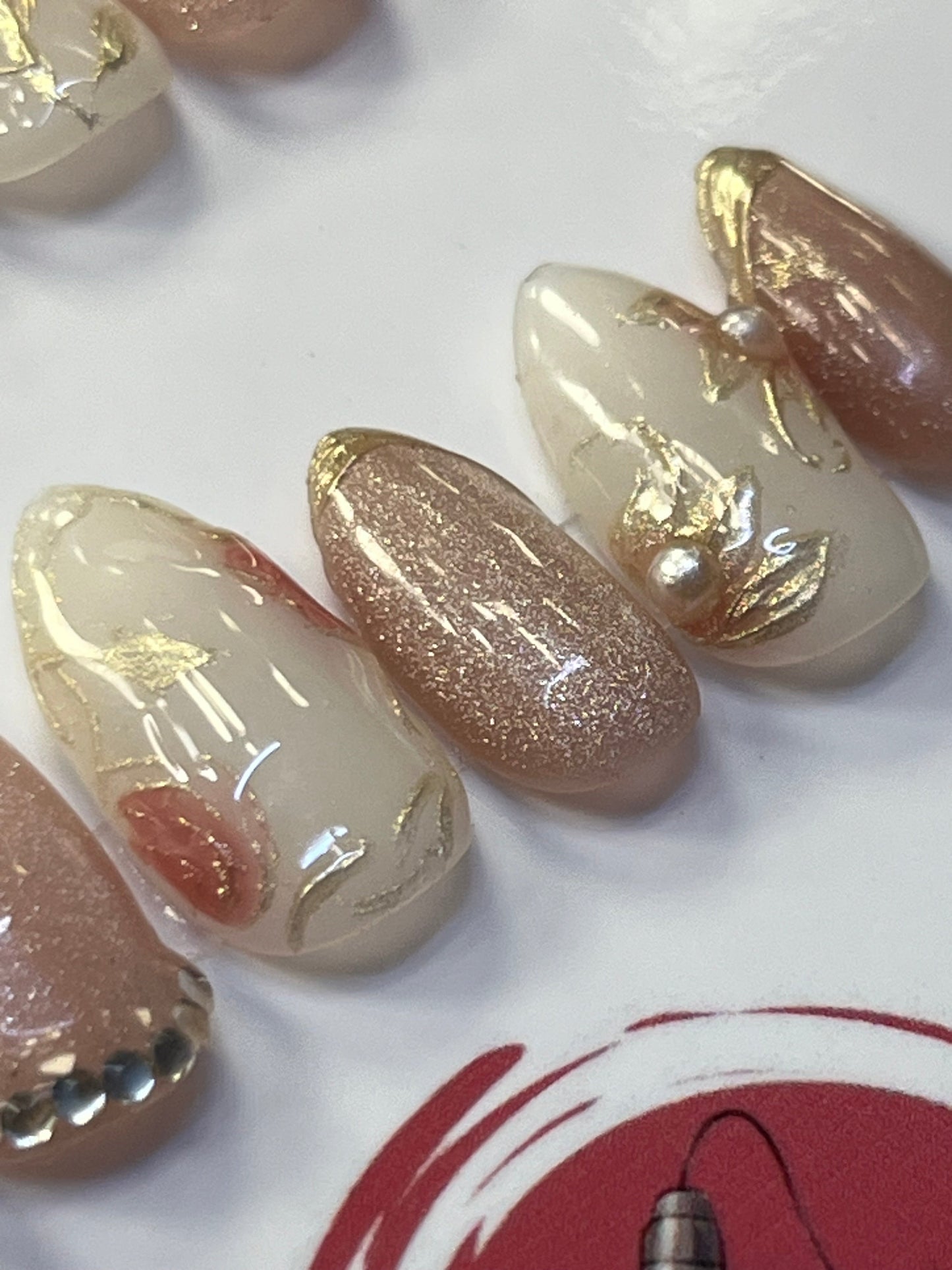ROSE PETAL CATEYE SET