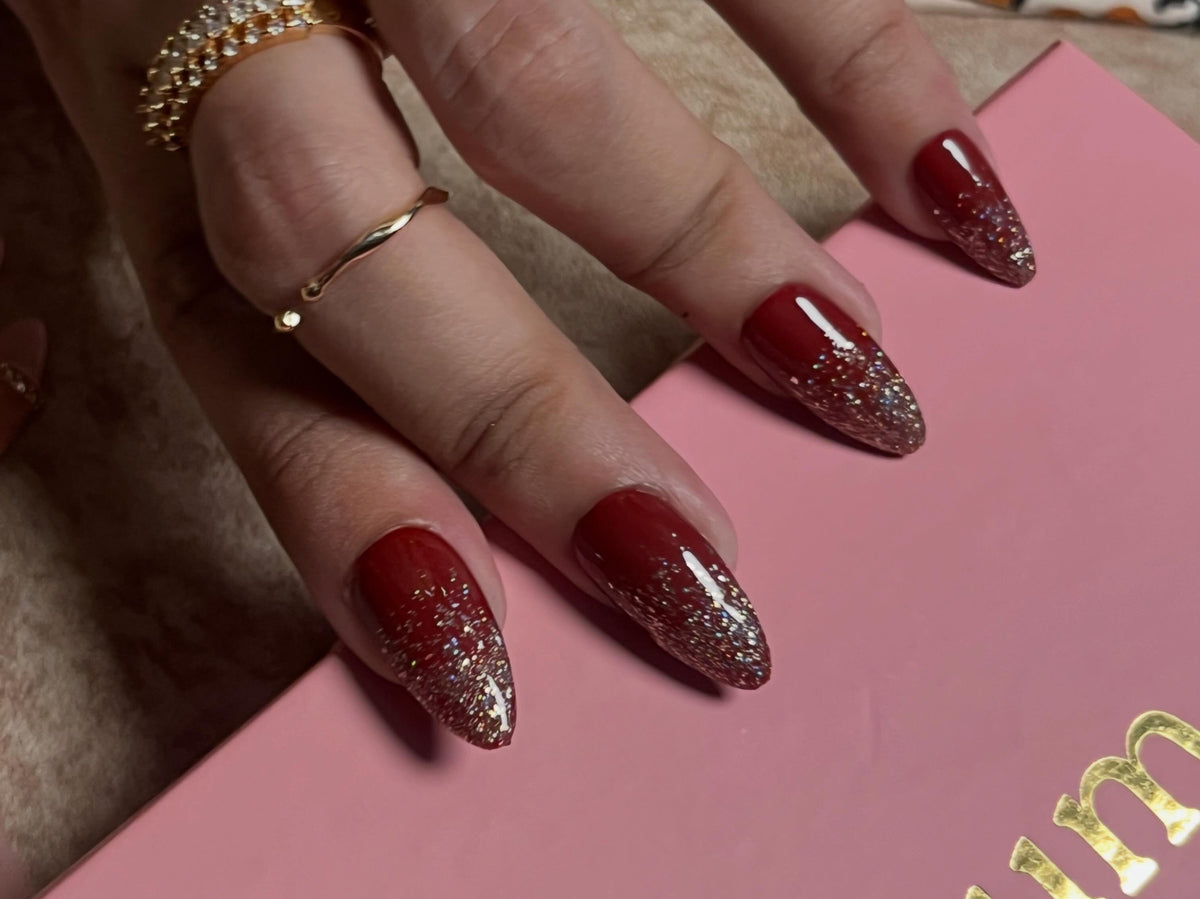 BLOOD RED GLITTER
