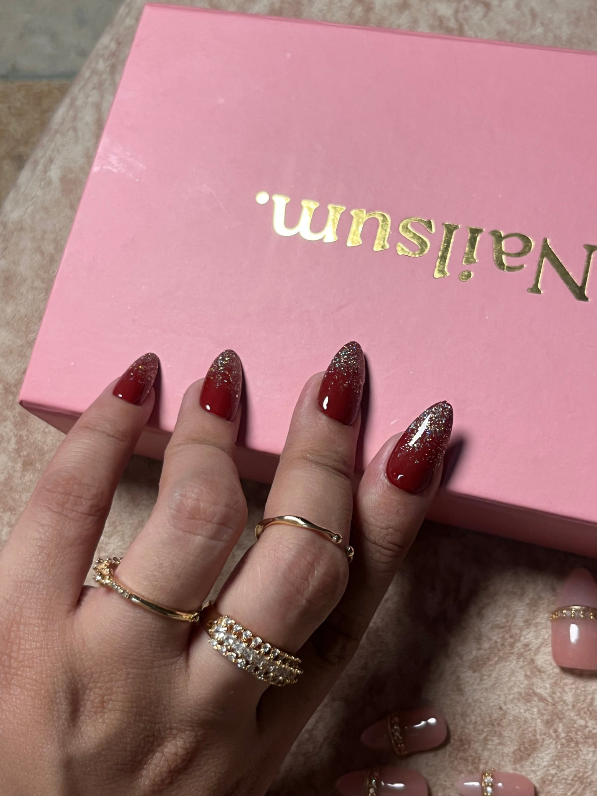 BLOOD RED GLITTER