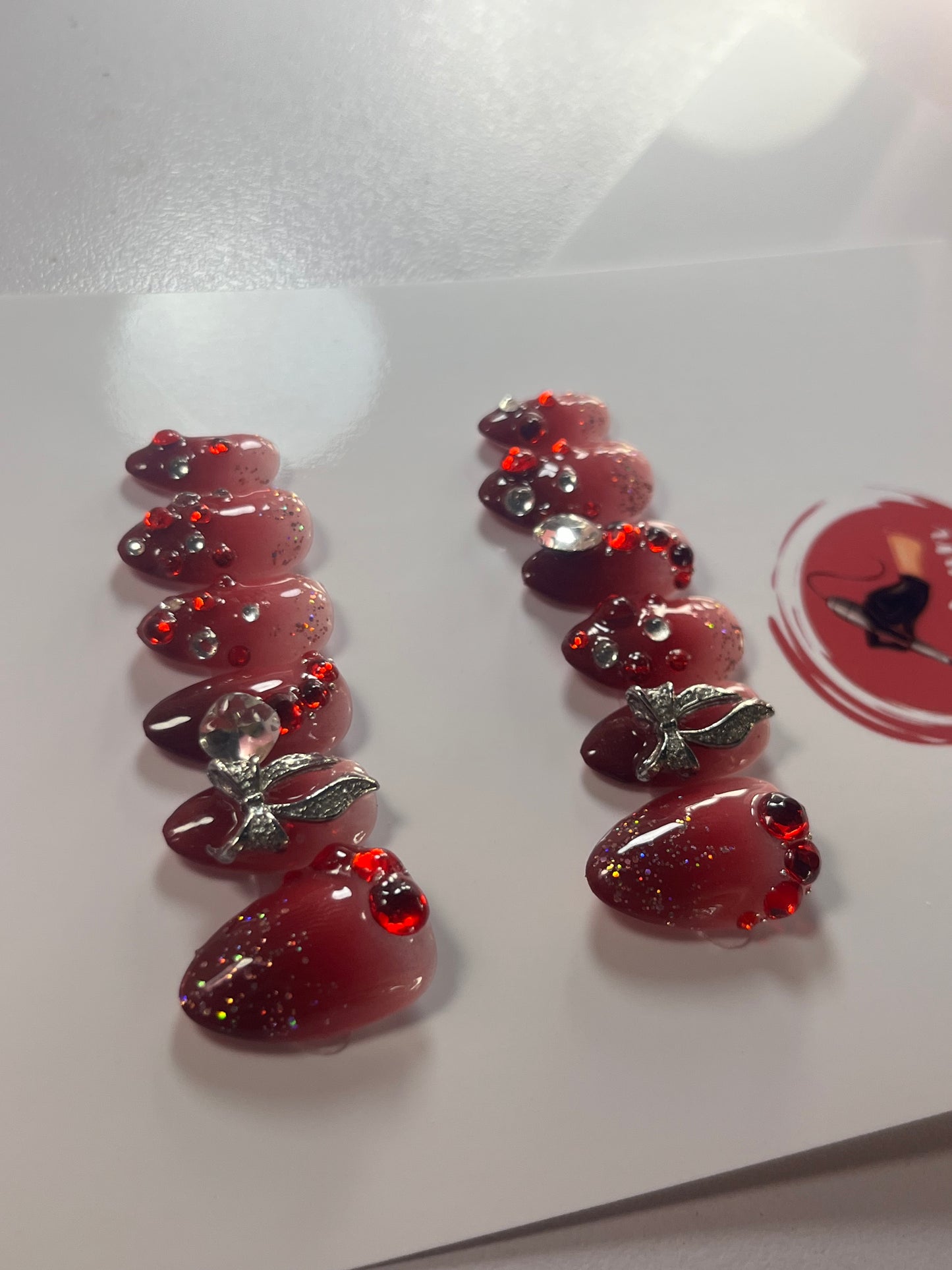 RED & SILVER STONE DRAPE SET